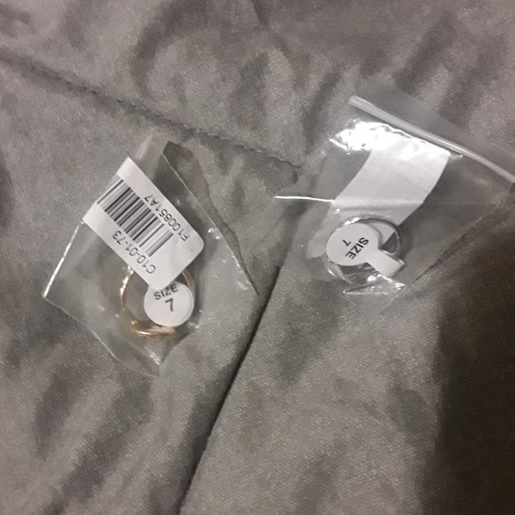 Compass ring - Picture 2 of 2